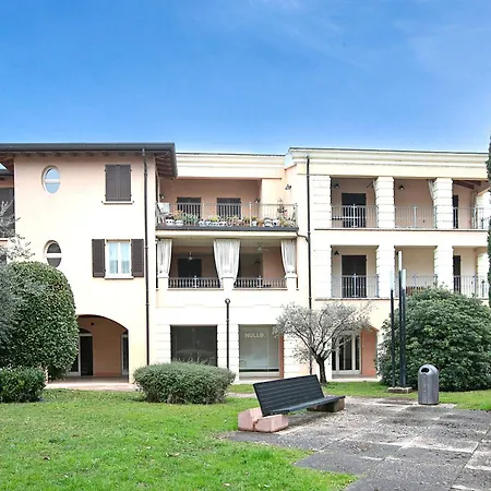 Apartment Morgante Salo-lake View & Parking - Happy Saló
